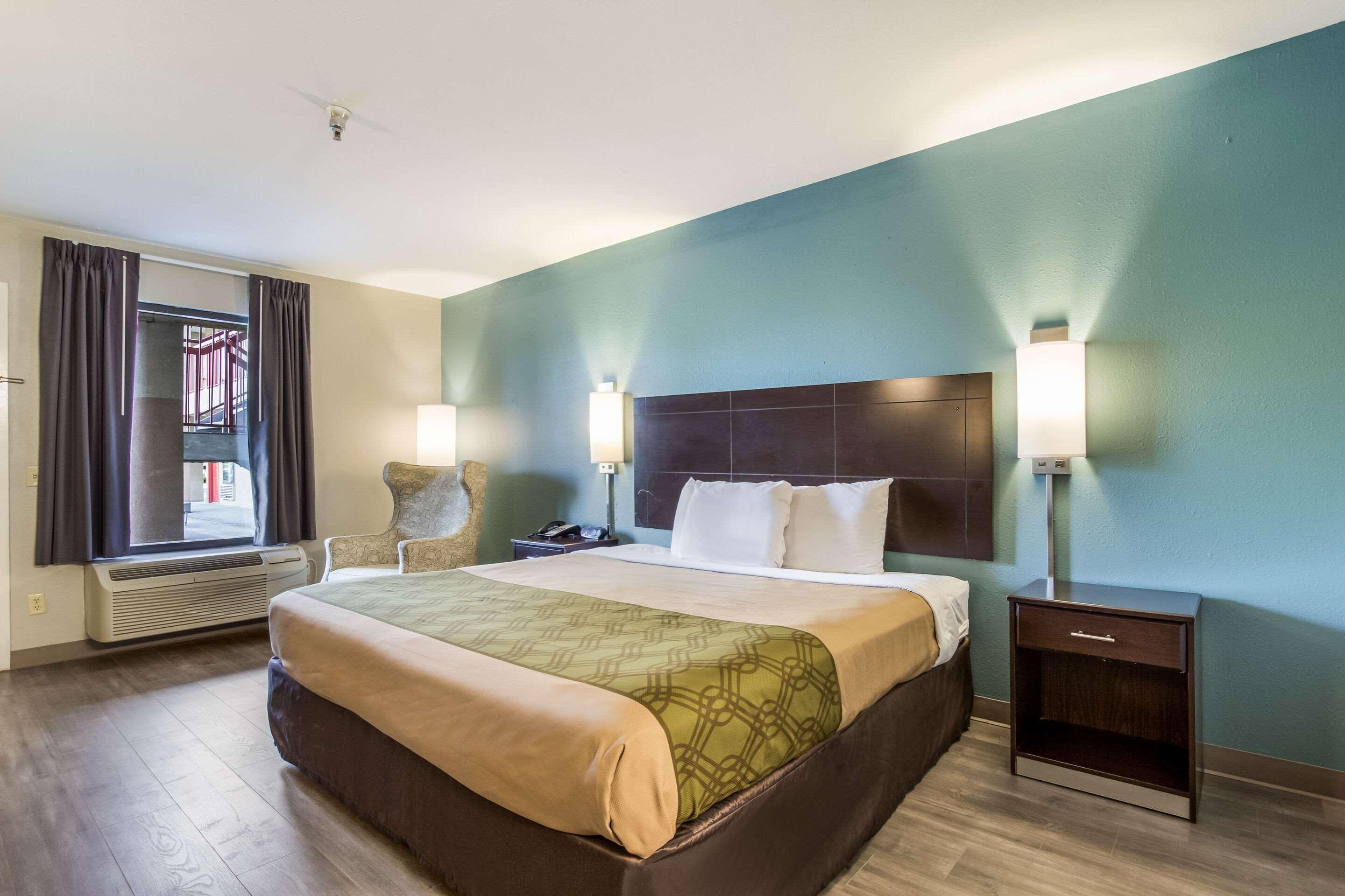 Econo Lodge Inn & Suites I-65 Brooks Eksteriør bilde